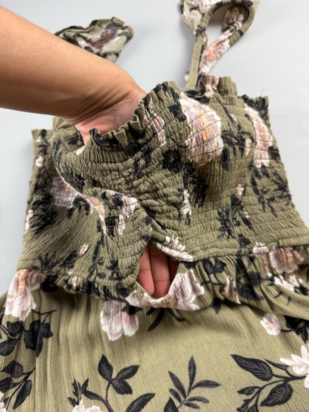 American Eagle Floral Smocked Maxi Dress Boho Cottagecore Olive Small - Picture 3 of 8
